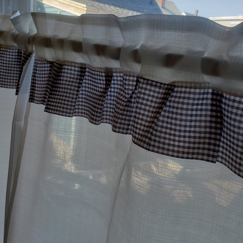 Kitchen Curtains - Picture 2 of 2